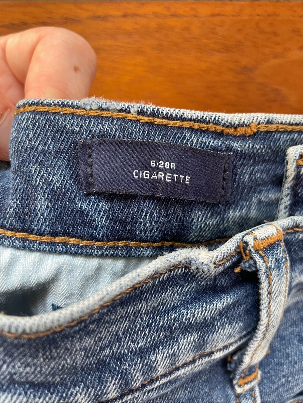 GAP High-Rise Cigarette Jeans Medium Wash Size 6 / 28R - Picture 7 of 10